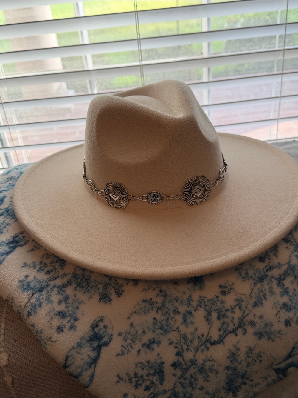 Wide Brim Western Fedora Hat with Concho Chain - Cream